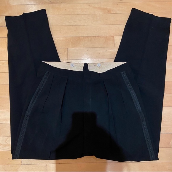 Men’s Vintage Tuxedo - Picture 6 of 9